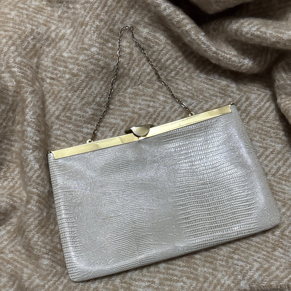 Vintage Etra Snakeskin Leather Embossed Clutch/Handbag-Gold Tone Frame-Chain